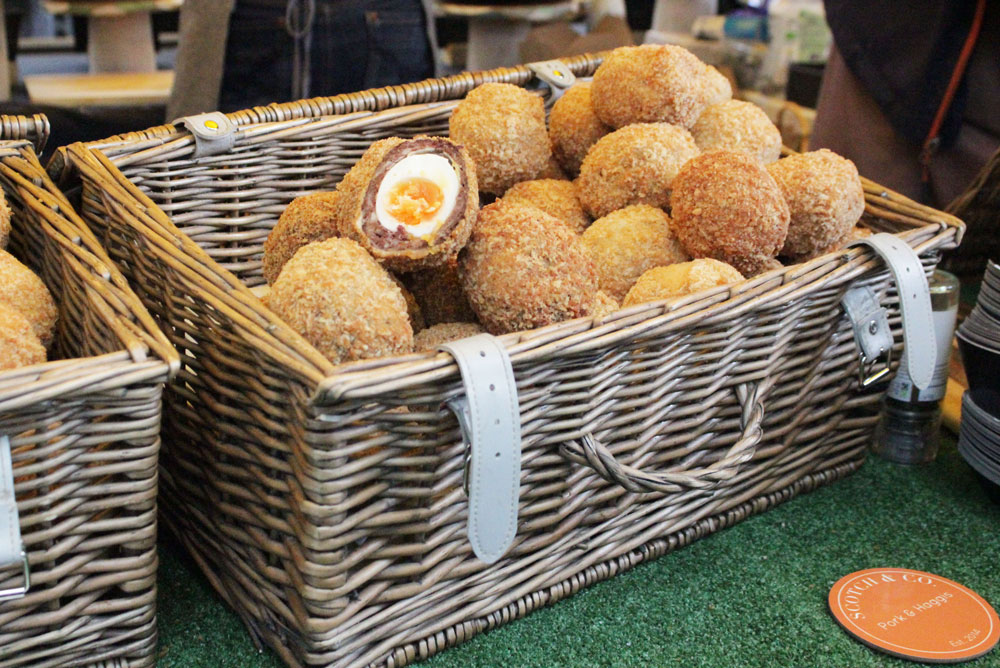 Huevos Escoceses Platillo Crocante